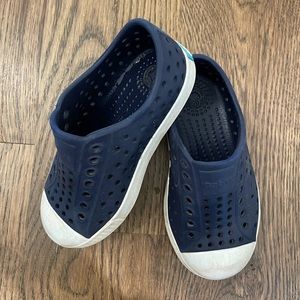 Navy Blue Native Size C 8